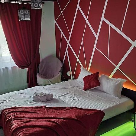 Studio Vale Apartment ฮูเนโดอารา ภายนอก รูปภาพ